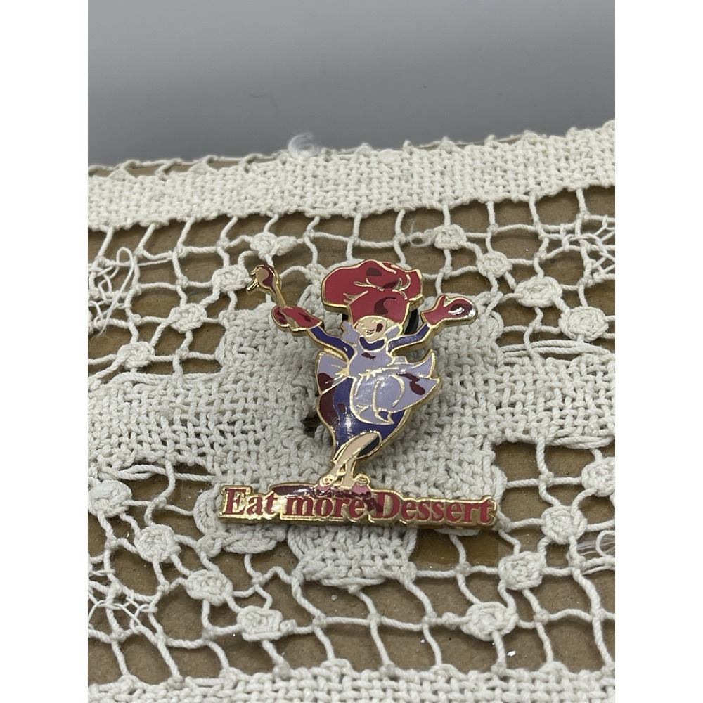 red hat society 2004 eat more dessert Pin